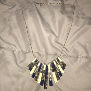 🤍Gold & Navy accent necklace